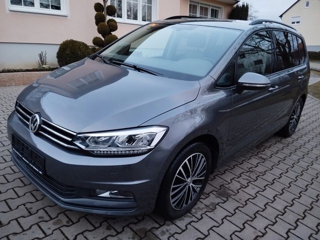 Volkswagen Touran Comfortline 1.4 TSI, 7 Sitze, AHK, LED