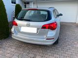 Opel Astra Sports Tourer 1.7 CDTI *STANDHEIZUNG* - Opel Astra mit Diesel-Antrieb: Kombi, Euro4, 1.7