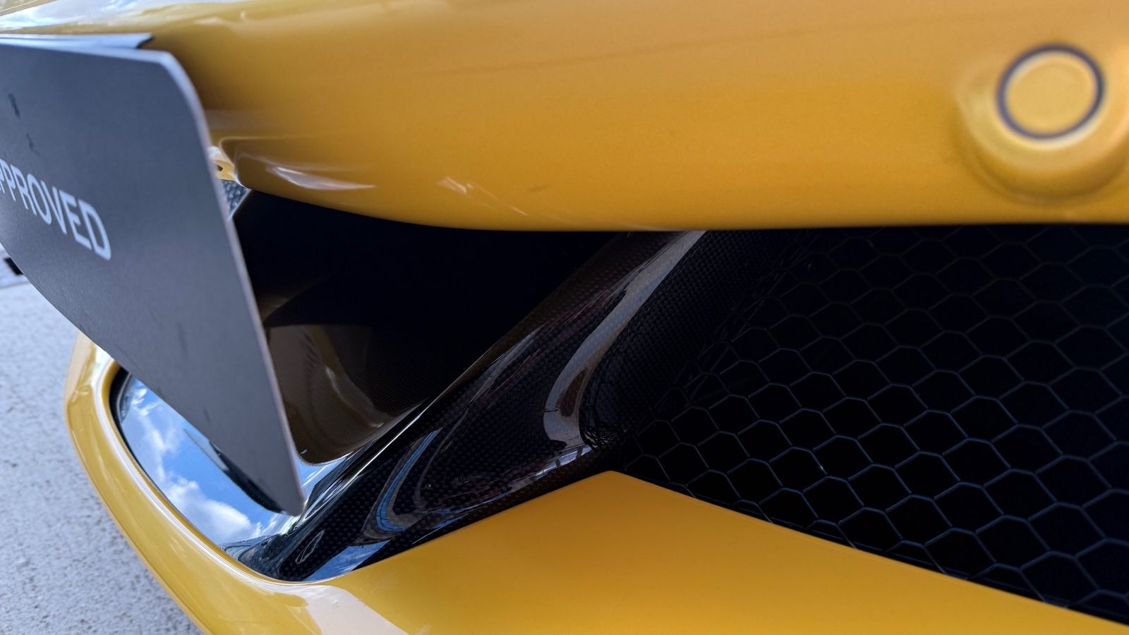 Fahrzeugabbildung Ferrari SF90*AssettoFiorano*VollCarbon*Atelier