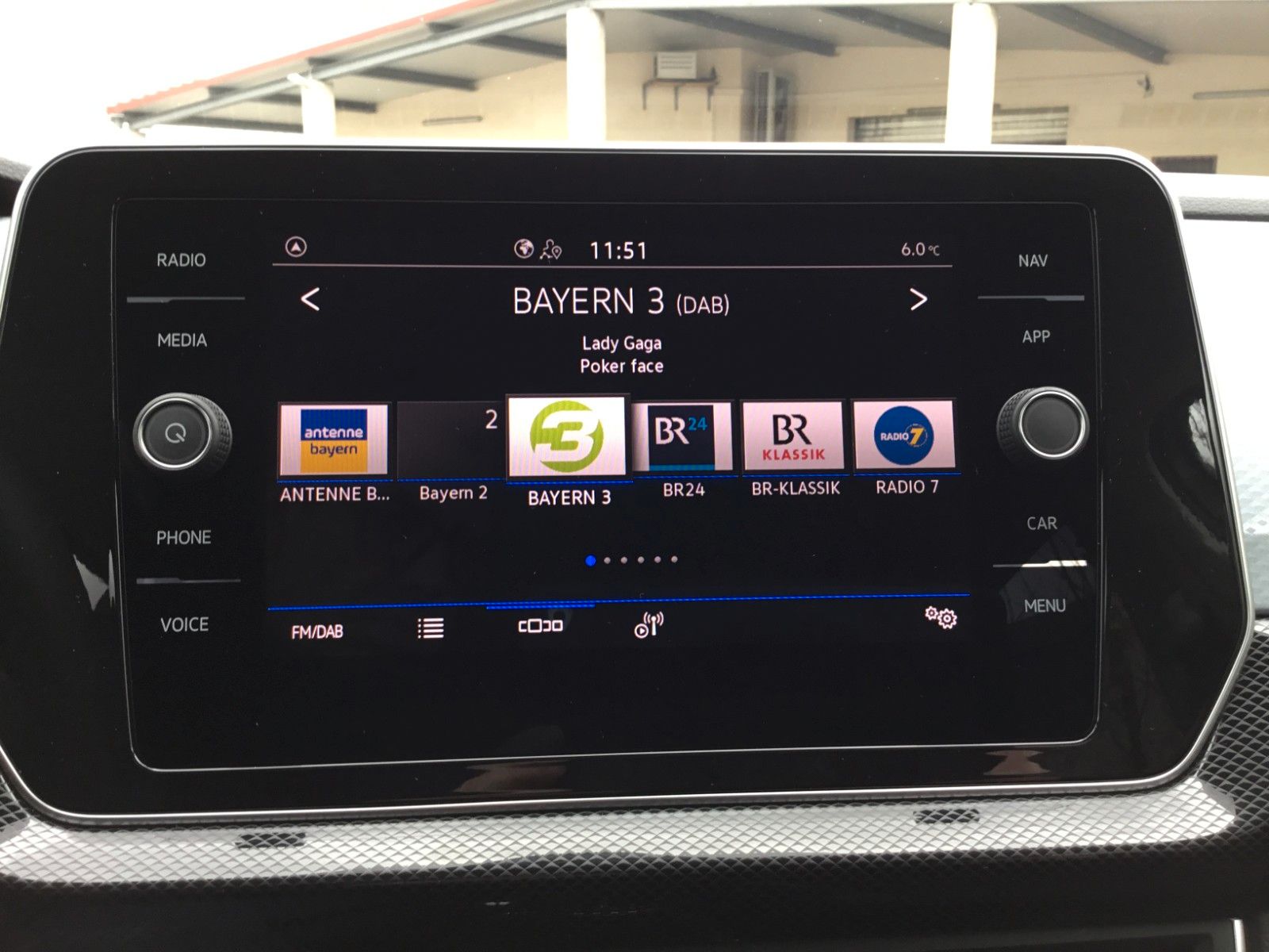 Fahrzeugabbildung Volkswagen T-Cross 1.0 TSI DSG GOAL+AHK+ACC+AppConnect+LED