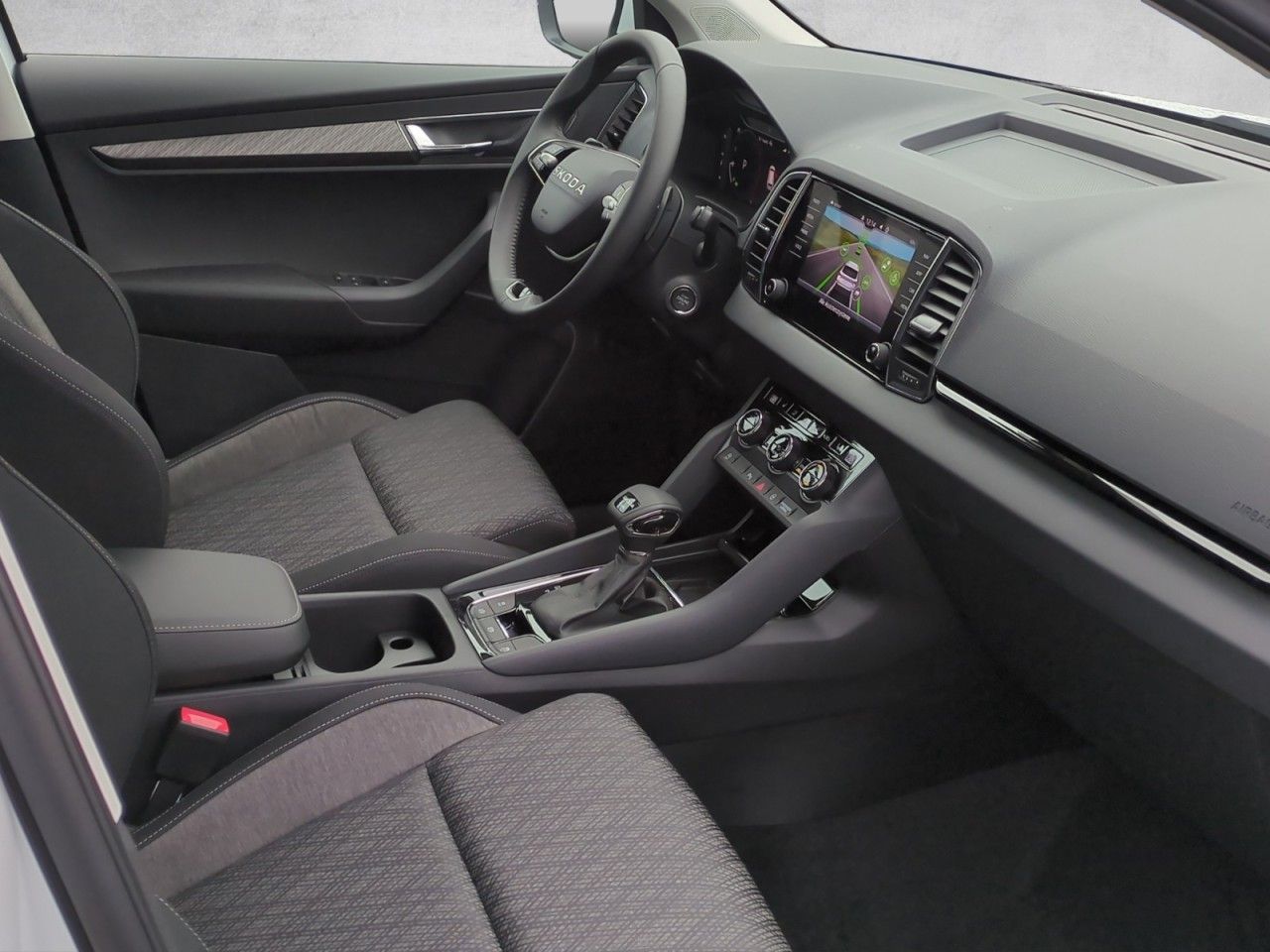 Fahrzeugabbildung SKODA Karoq 4x4 Selection TDI DSG AHK - 5 J.Garantie