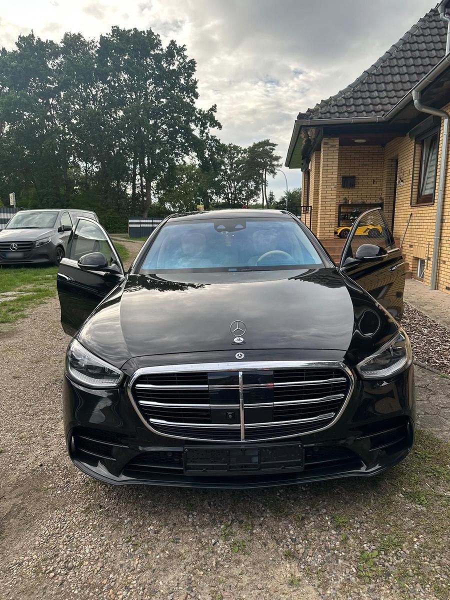 Mercedes-Benz S 400