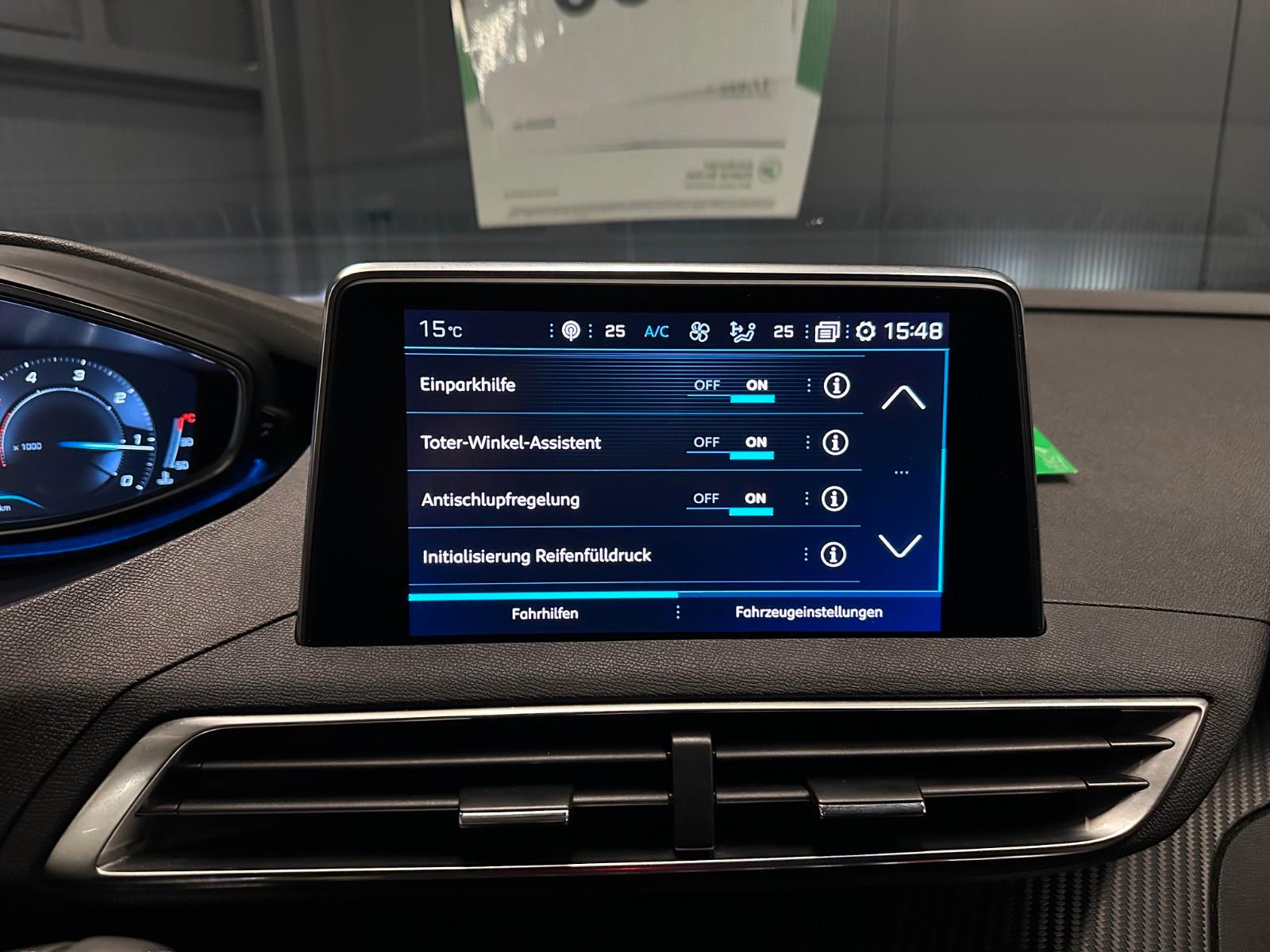 Peugeot 3008 Blue-HDI Allure *Full/LED*T-LEDER*AHK*NAVI*
