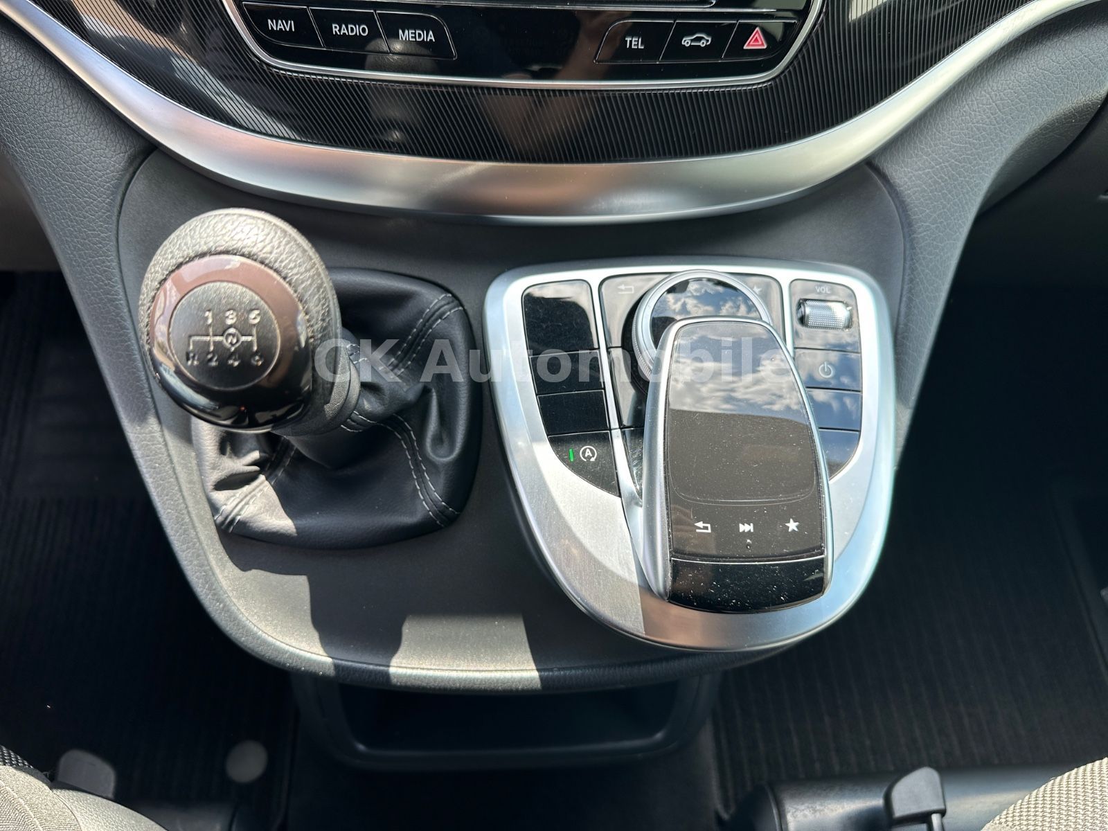 Fahrzeugabbildung Mercedes-Benz V 200d Rise Kompakt/5 Sitze/Klima/ Tempomat