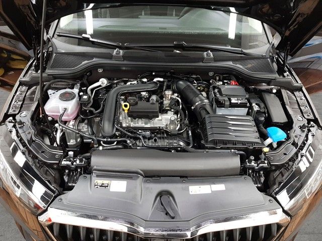 Fahrzeugabbildung Skoda Scala Tour 1.0TSI DSG Matrix Kamera Navi ACC