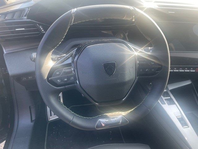 Fahrzeugabbildung Peugeot 408 GT 1.6 PlugIn Hybrid 225 e-EAT8