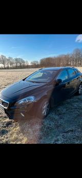 Volvo V40 Cross Country D2 Geartronic - Momentum  - schwarze Volvo V40 Cross Country