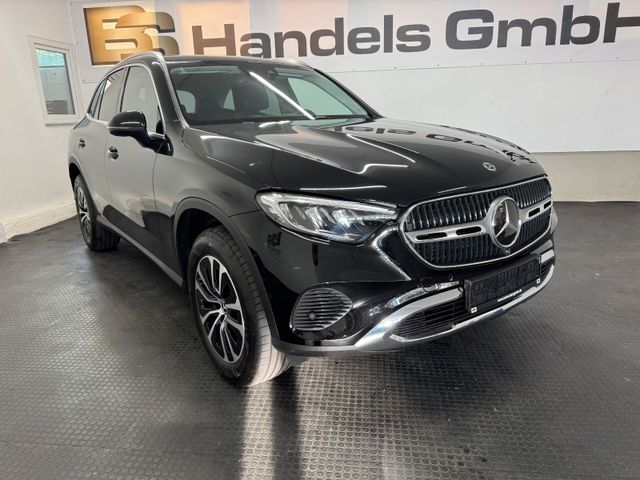 MERCEDES-BENZ GLC 220d 4M*AHK*OFF-ROAD*360°*LED*DISTRONIC*