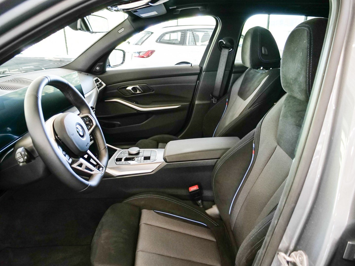 BMW 320 - Bild 9