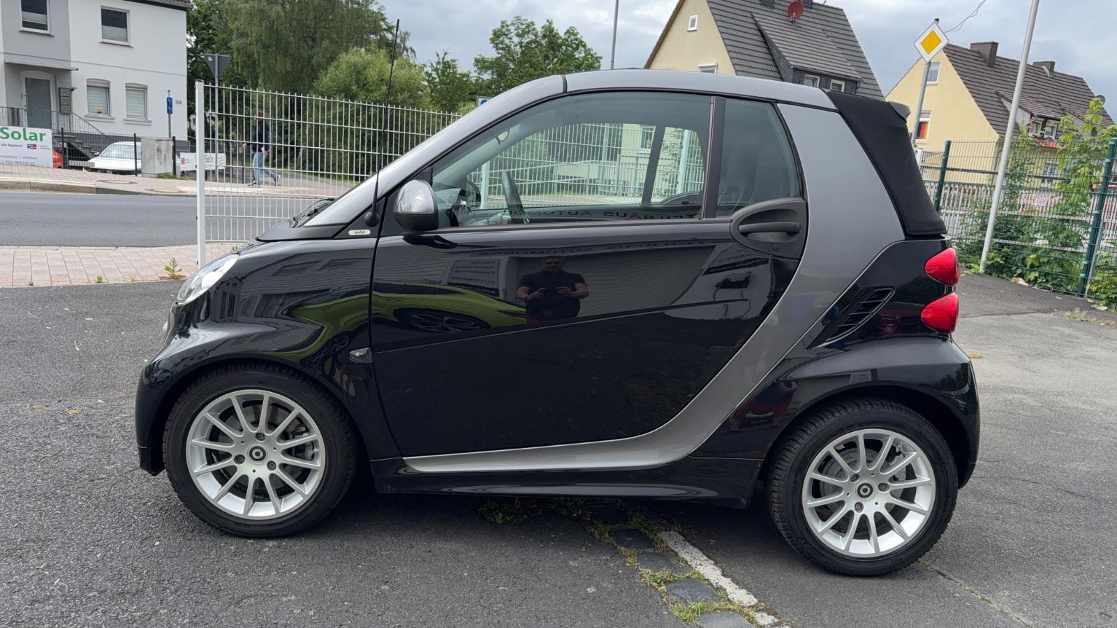 Smart fortwo cabrio  / 2 Jahre HU frei /