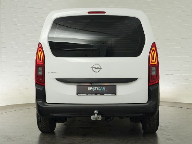 Combo E CARGO EDITION+NAVI+PARKPILOT HIN.+AHK+KE