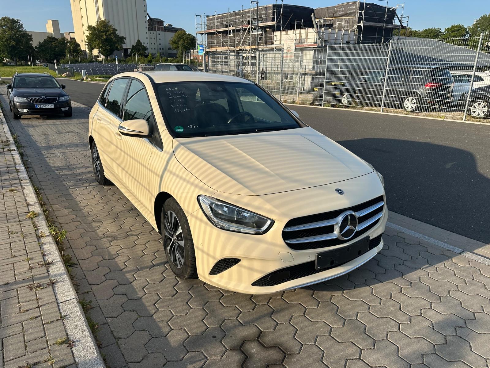 Mercedes-Benz B 180  2,0 TDI,Navi,top zustand,Spiegeltaxameter