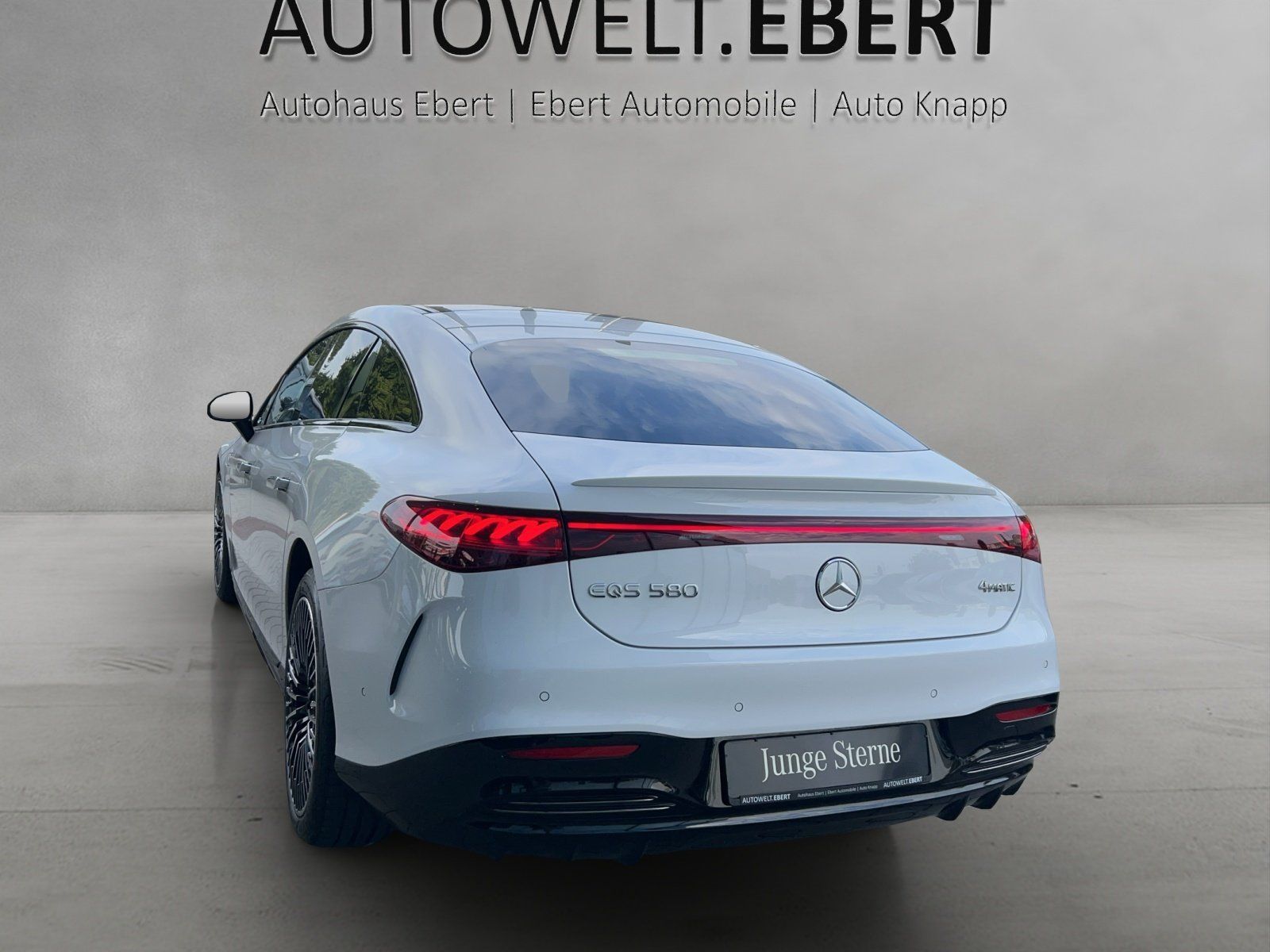 Fahrzeugabbildung Mercedes-Benz EQS 580 AMG ManufakturInterieur TV Masage AR-HUD