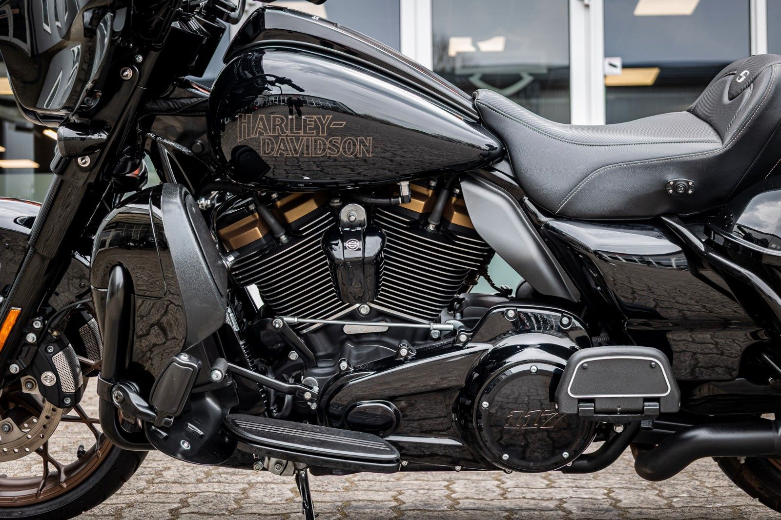 Fahrzeugabbildung Harley-Davidson FLHXST STREET GLIDE ST 117 - Kesstech -