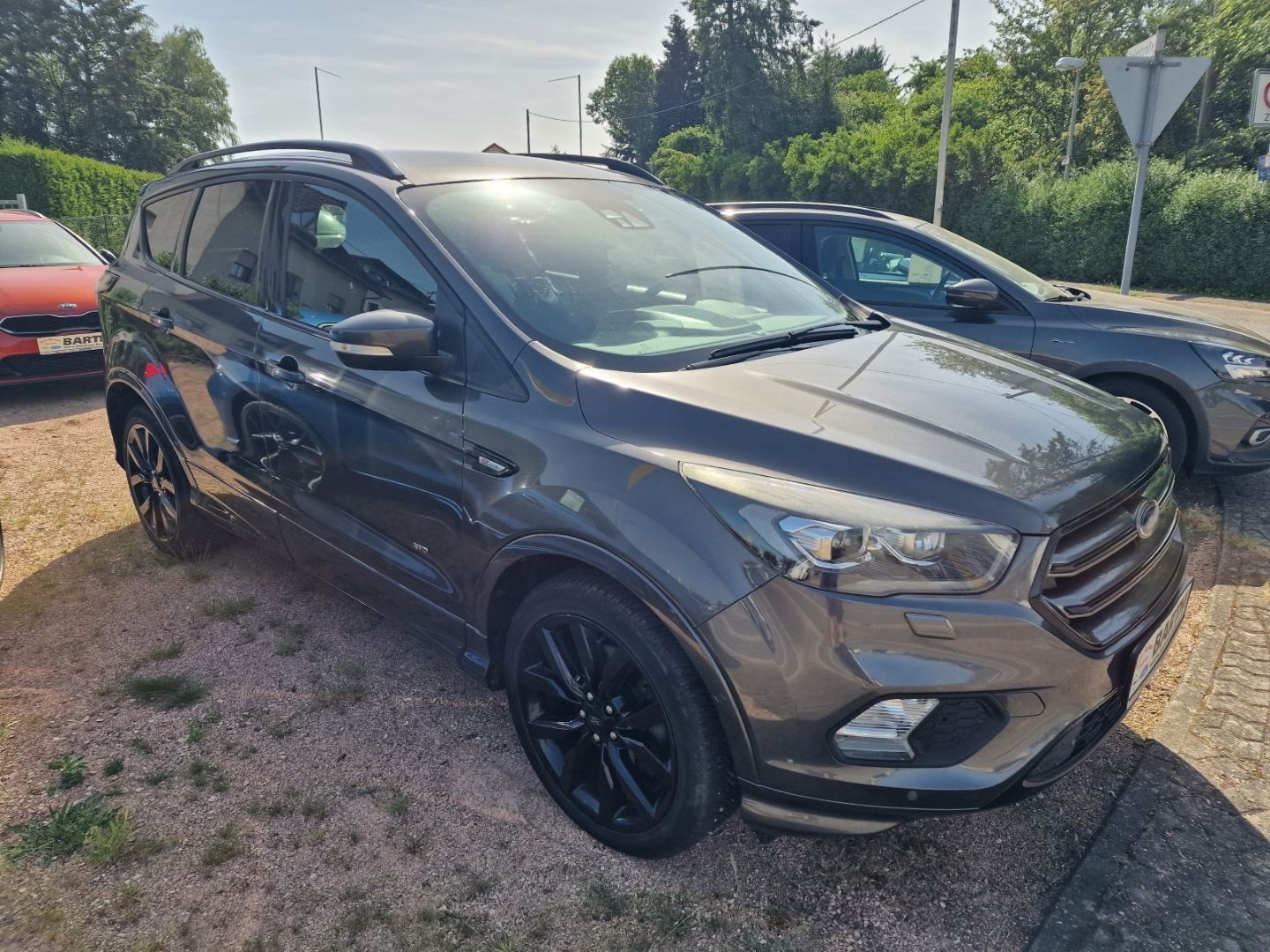 Fahrzeugabbildung Ford Kuga ST-Line Navi Bi-Xenon El. Heckklappe AHK 4x