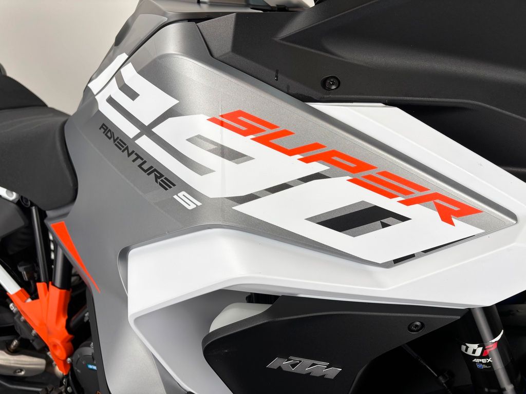 Fahrzeugabbildung KTM 1290 SUPER ADVENTURE S *TOPCASE *TOP-ZUSTAND
