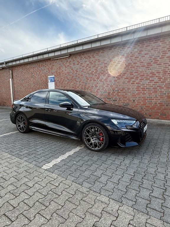 Image of Audi RS3