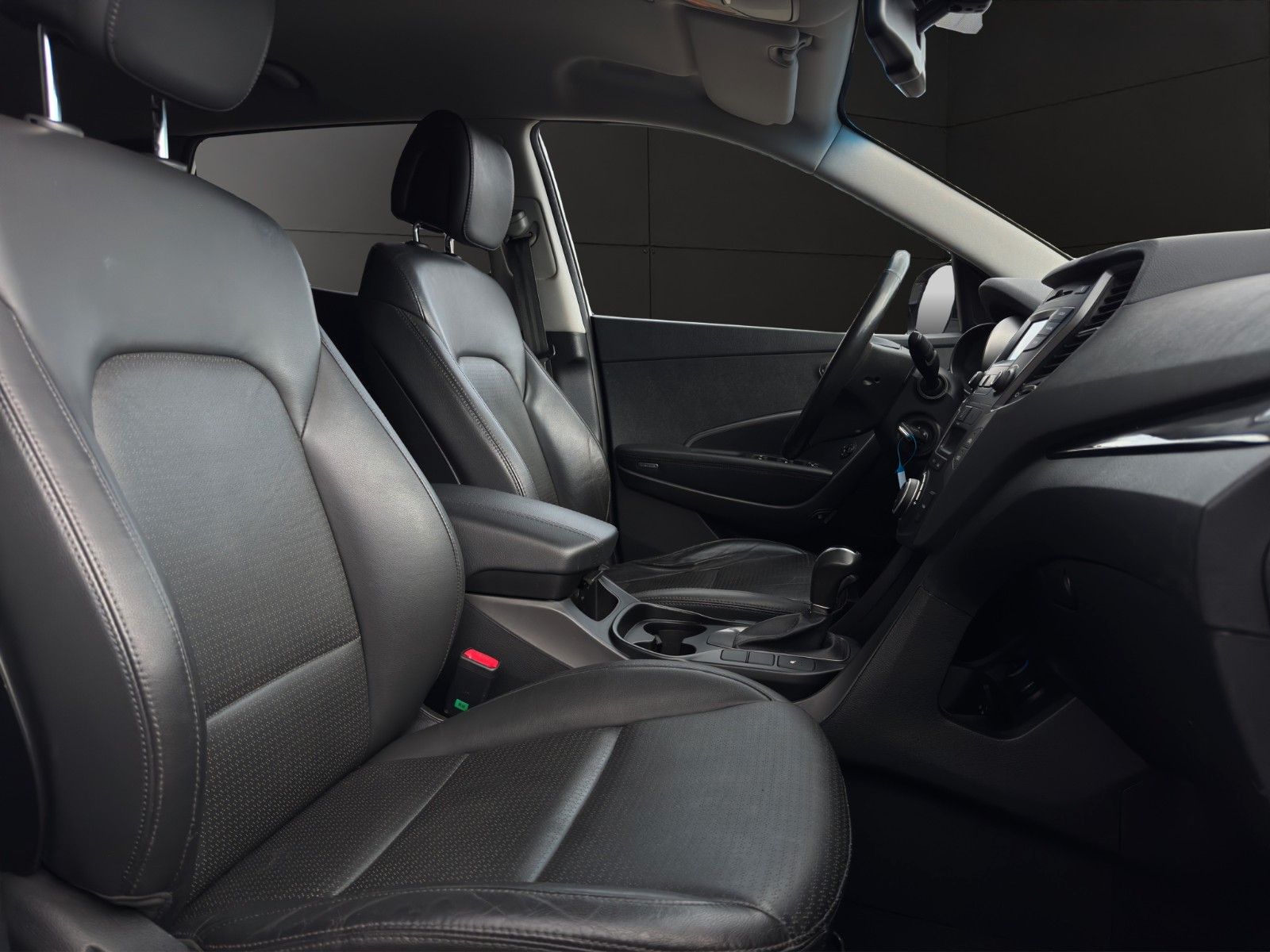 Fahrzeugabbildung Hyundai Santa Fe 2WD*AHK*Kamera*Xenon*Vollleder*Tempomat