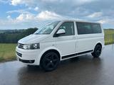 Volkswagen T5 Caravelle 9 Sitze kurz - weiße Volkswagen T5 Caravelle