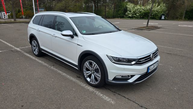 VW Passat Alltrack 2.0 TDI SCR 176kW DSG 4MOT