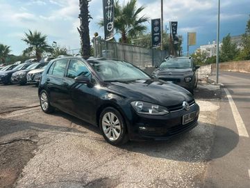 Volkswagen Golf - 2