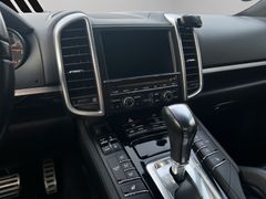 PORSCHE Cayenne S Diesel 8xBereift|Bose|Luftfahrwerk