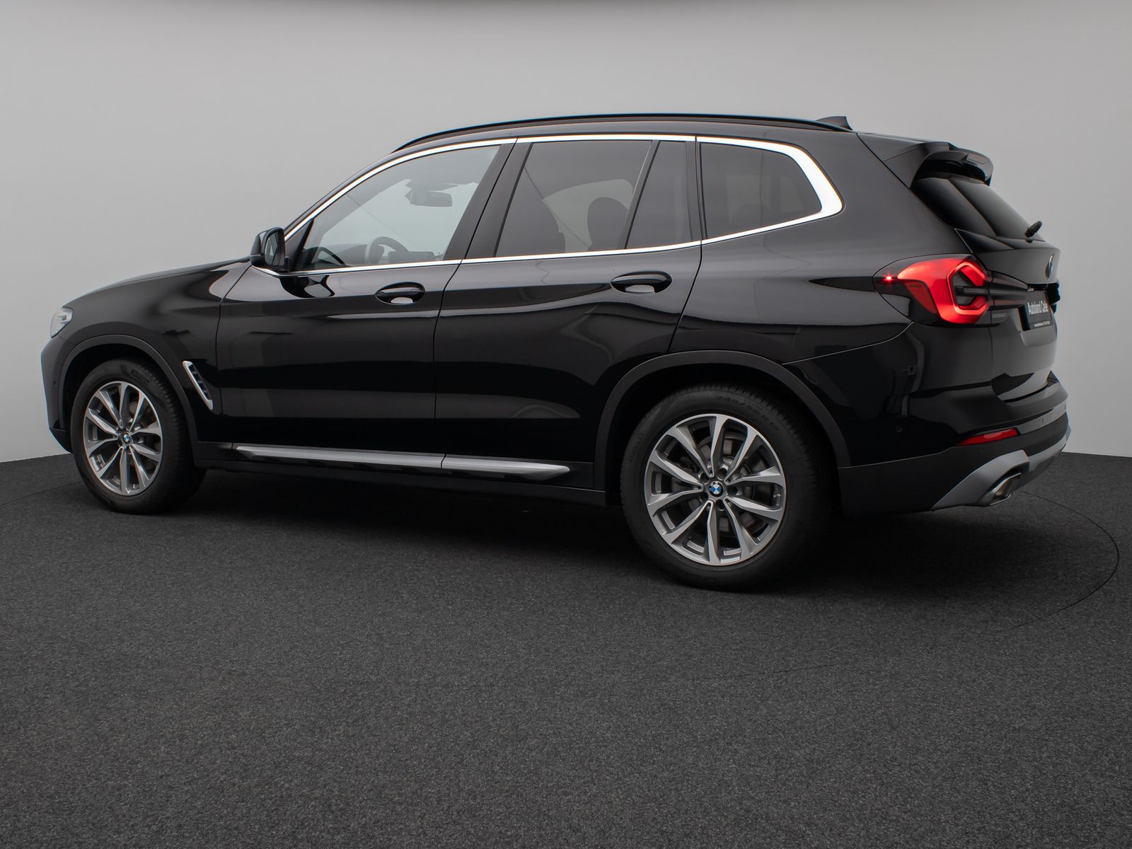 Fahrzeugabbildung BMW X3 xD20d Kamera DAB H/K M Sportfahrwerk 19Zoll