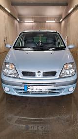 Renault Scenic 1.6 nur 97.100 km TÜV bis 2/27 - Renault Scenic: 1.9