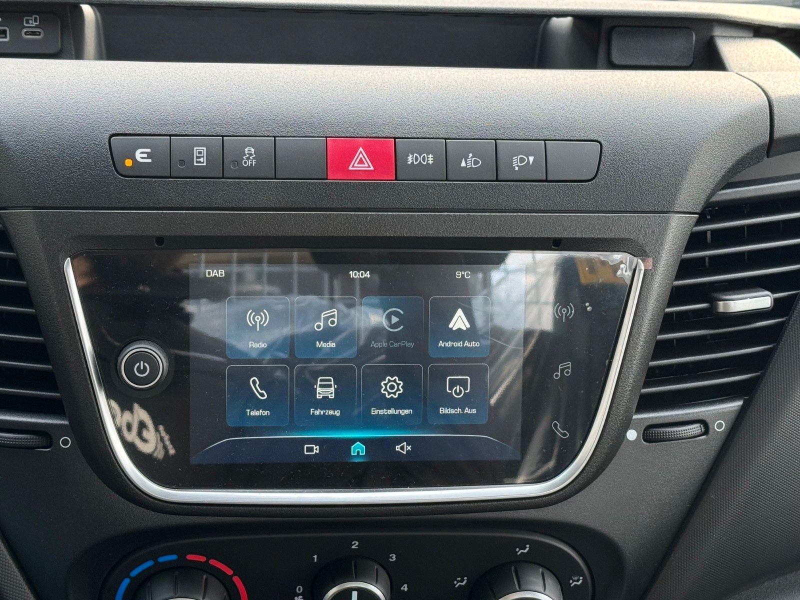 Fahrzeugabbildung Iveco Daily 35S14 A8*L4.260mm*Automatik*Kamera*