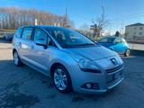Peugeot 5008 1.6 e-HDi 112CV Stop&Start cambio r - Peugeot 5008 aus 2012