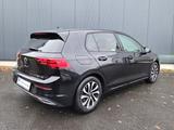Volkswagen Golf VIII 2.0 TDI DSG Active /PANO/AHK/MATRIX/HU - Volkswagen mit Diesel-Antrieb: Limousine