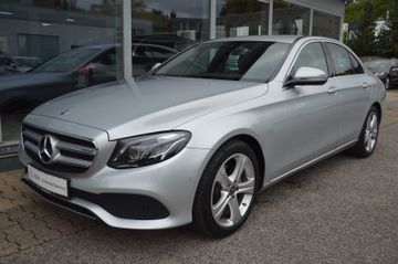 Mercedes E 220 - 1