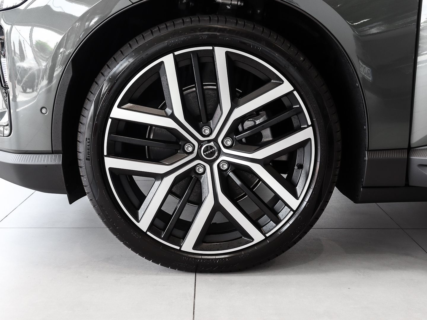 Volvo EX60 P10 AWD Ultra 22 Zoll Pilot Assist imagem 3