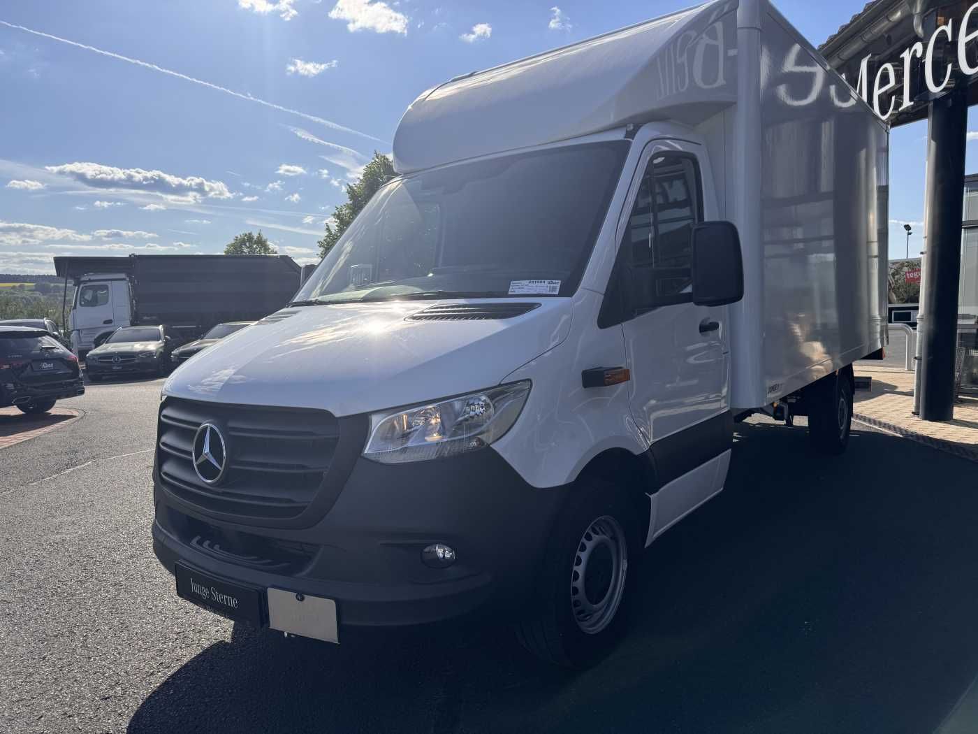 Fahrzeugabbildung Mercedes-Benz Sprinter 317 CDI Koffer LBW Schwing Klima Kamera