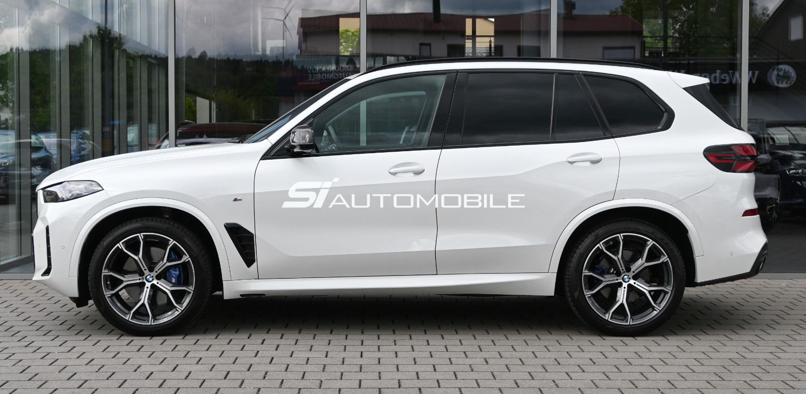 Fahrzeugabbildung BMW X5 xDr.30d M-Sport Pro °UVP 127.740€°EXKL.-PAKET