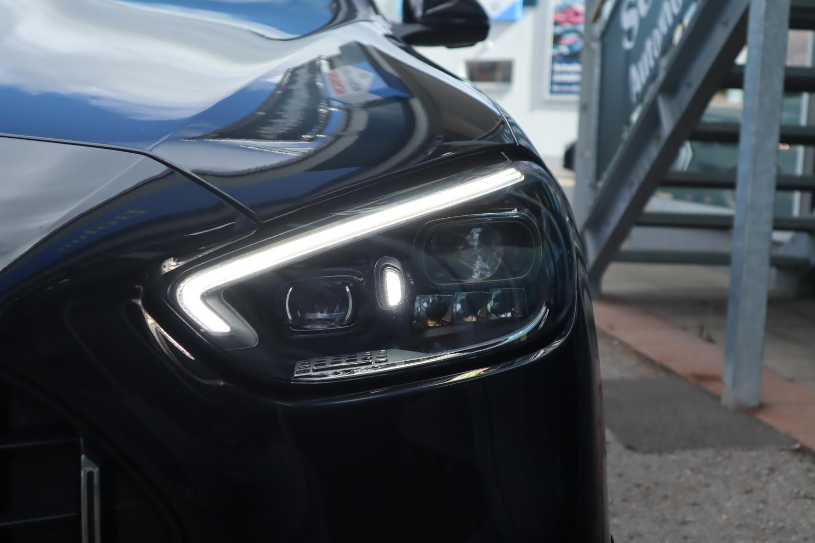 Mercedes-Benz C 43 AMG T 4M PANO/CARBON/DIST/360°/HUD/NIGHT/