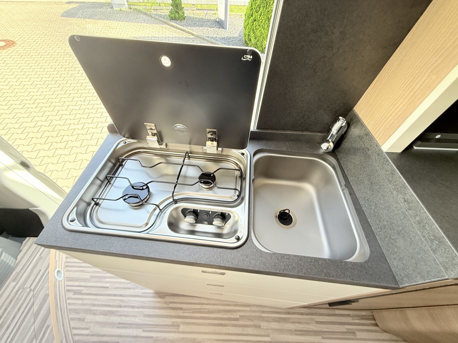 Fahrzeugabbildung Malibu Van diversity 640 LE K GT Skyview Bullaugen