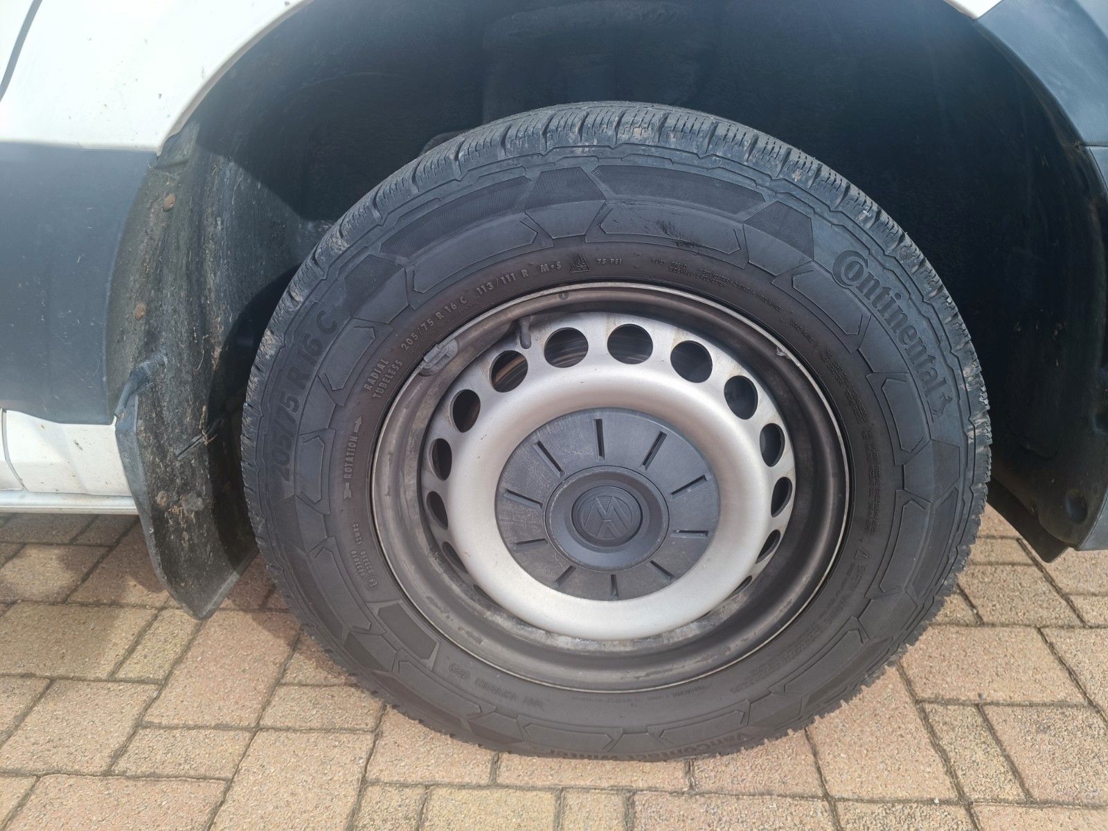 Fahrzeugabbildung Volkswagen Crafter 35*Koffer*LBW*Aut*Navi*3500 kg