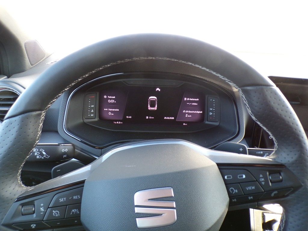 Fahrzeugabbildung SEAT Arona 1.0 TSI DSG FR