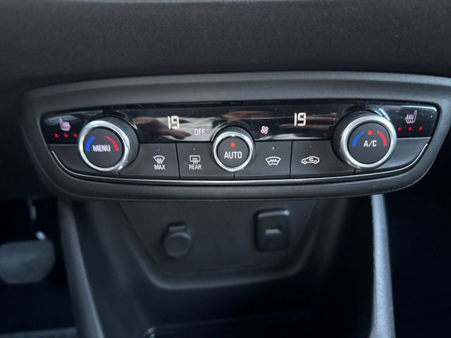 Crossland 1.2 Turbo INNOVATION CAM SHZ PDC VO/HI