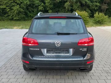 Volkswagen Touareg - 7