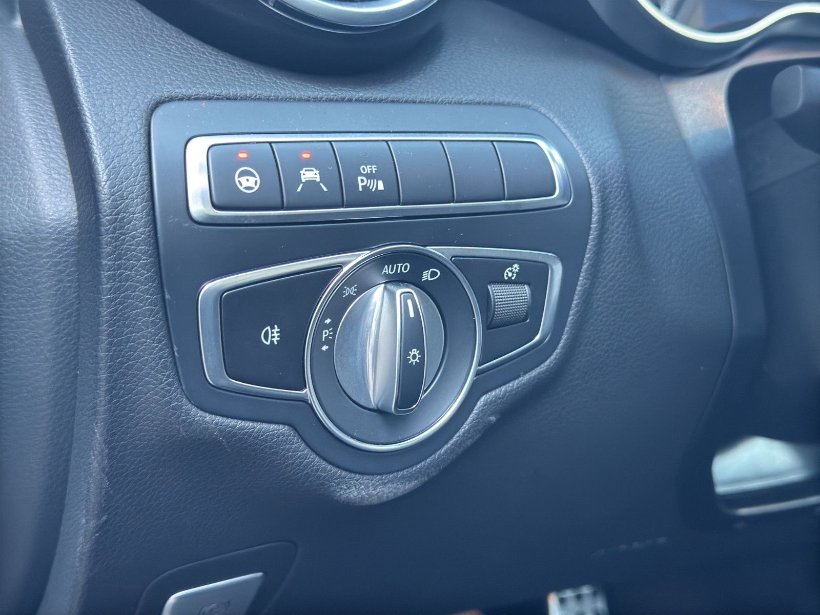 Fahrzeugabbildung Mercedes-Benz C 63 AMG*Pano*Rkü*Dab*Memory*Top gepfegt*