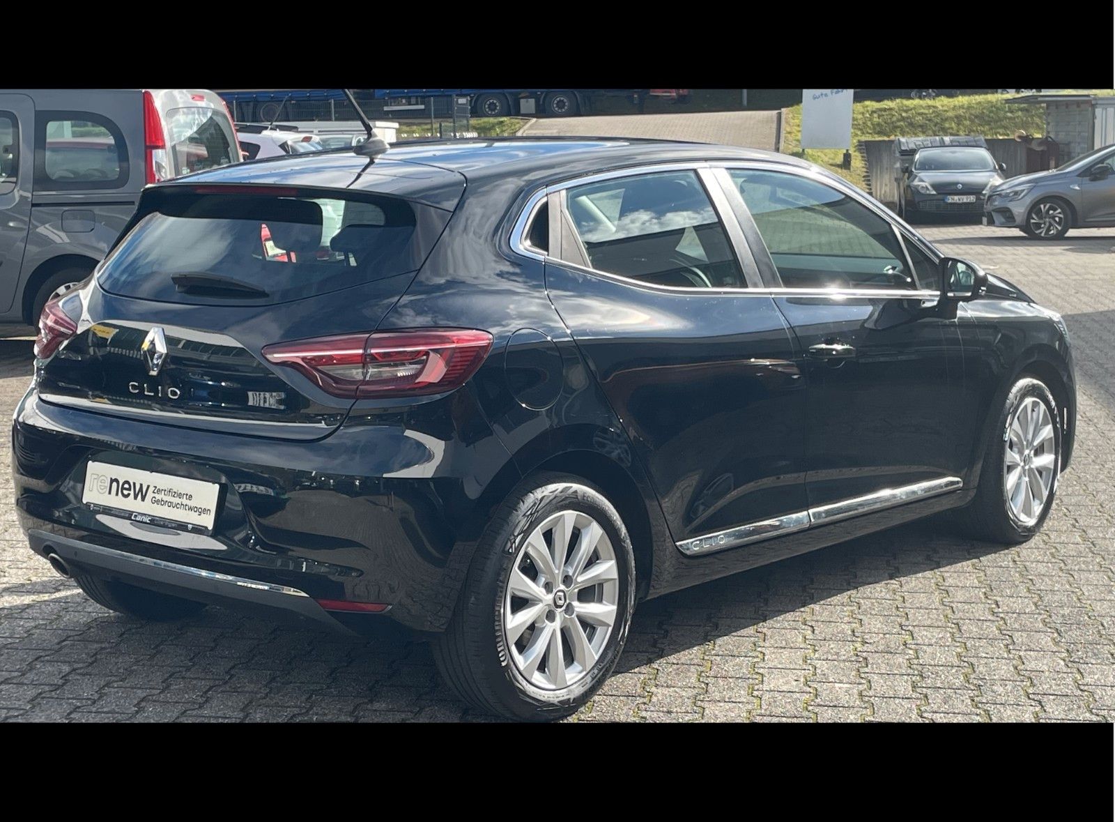 Fahrzeugabbildung Renault Clio Intens TCe140