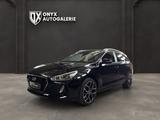 Hyundai i30 cw Family + Kam Lenkass 8Fach SHeft CarPlay - Hyundai i30 Family
