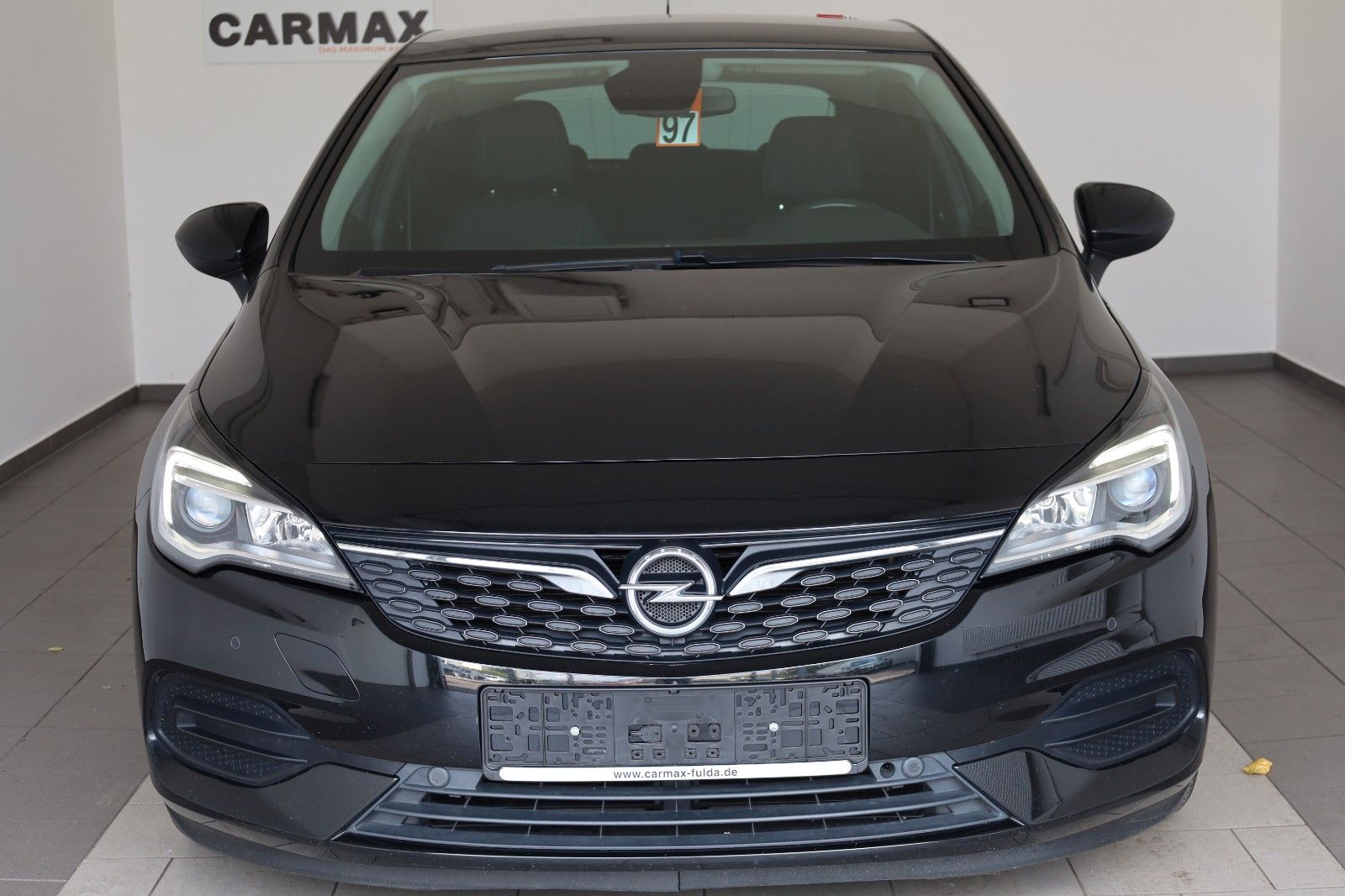 Fahrzeugabbildung Opel Astra K Lim. 5-trg. Edition Navi,LED,SH,PDC