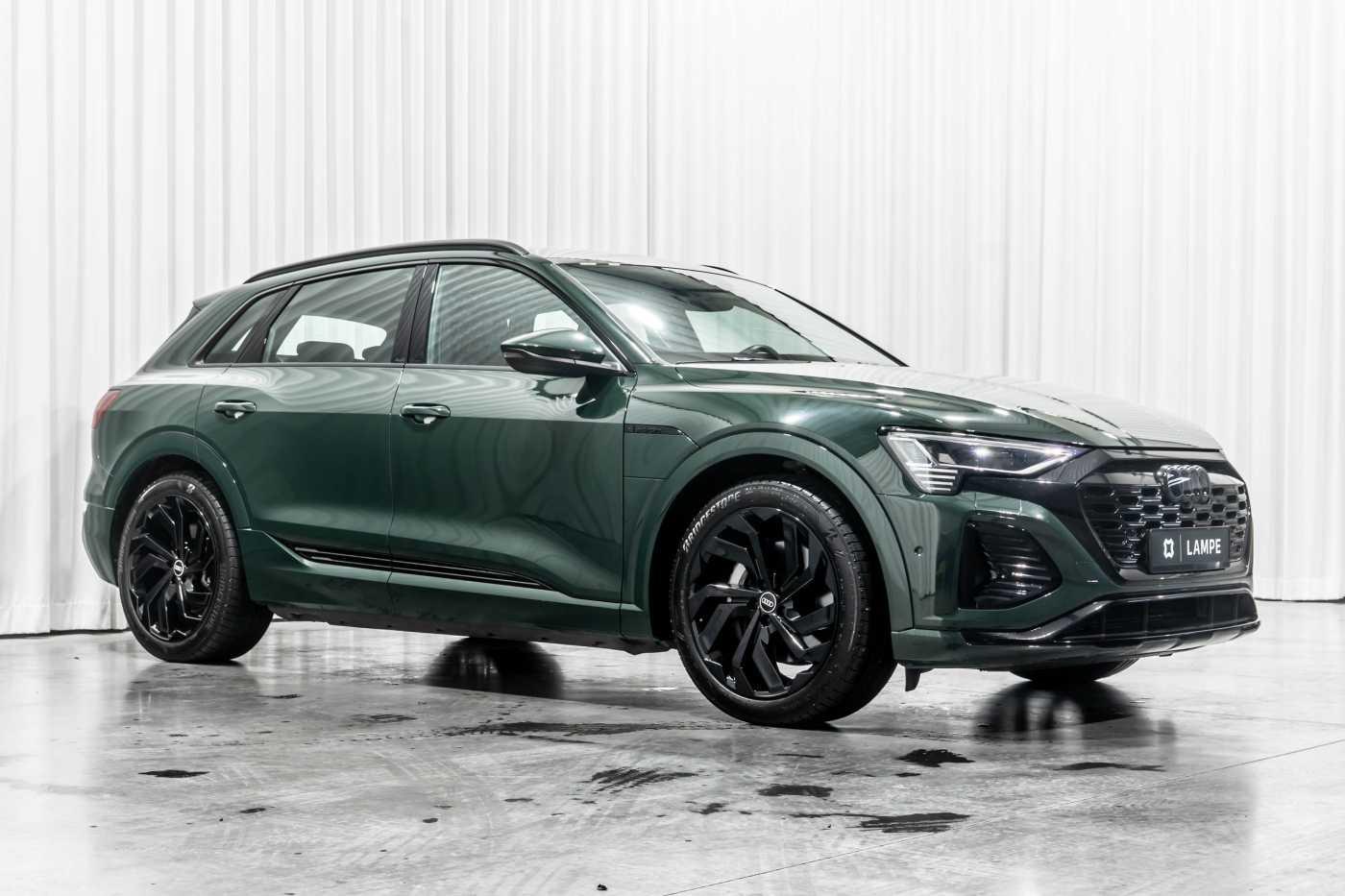 Audi Q8 e-tron 55 Quattro Competition Goodwood Green 