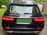 Mercedes-Benz E 220 d 4MATIC T Autom. - - Mercedes-Benz E 220: Standheizung