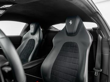 صورة مصغرة 11 لـ 2021 Ferrari ROMA