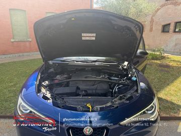 Alfa-Romeo Stelvio - 10