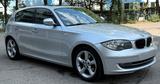 BMW 118i Lim. Aut. NAVI* KLIMA* PDC* SD - silberne BMW 1er Reihe